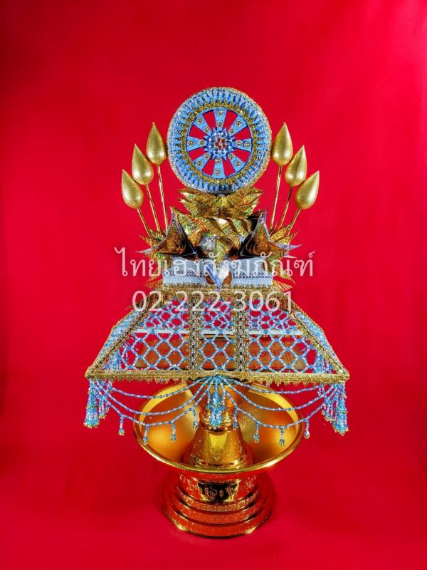ครอบไตรธรรมจักรประดับใบไม้สีทอง ร้อยคริสตัลเทียม