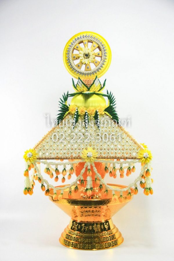 ครอบไตรธรรมจักรสีเหลือง ร้อยดอกรัก